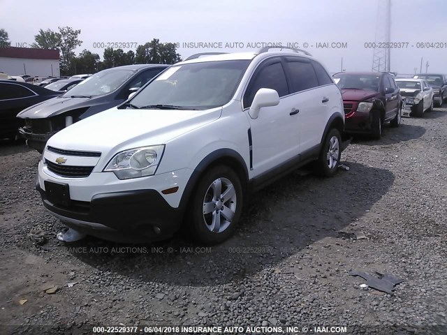 3GNAL2EK7CS558871 - 2012 CHEVROLET CAPTIVA SPORT/LS WHITE photo 2