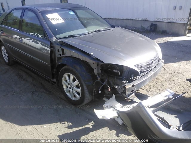 4T1BF30K82U512963 - 2002 TOYOTA CAMRY LE/XLE/SE GRAY photo 6