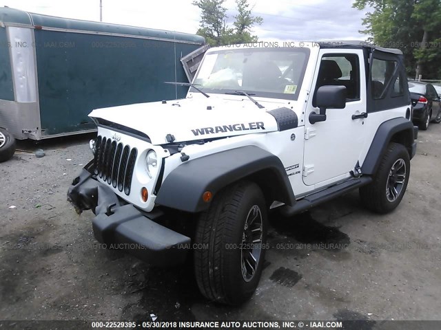 1C4AJWAG1DL501838 - 2013 JEEP WRANGLER SPORT 白色 照片 2