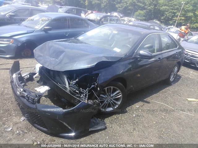 4T1BF1FK1GU152728 - 2016 TOYOTA CAMRY LE/XLE/SE/XSE 深蓝色 照片 2