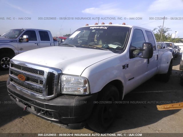 1FTWW32F1YEB25468 - 2000 FORD F350 SUPER DUTY WHITE photo 2