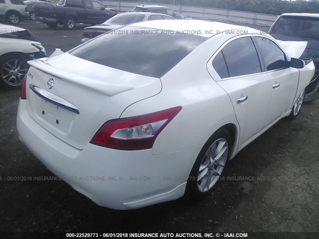 1N4AA51E09C832545 - 2009 NISSAN MAXIMA S/SV WHITE photo 4