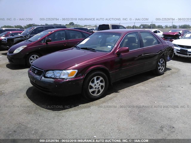 4T1BF22K6YU943009 - 2000 TOYOTA CAMRY LE/XLE MAROON photo 2