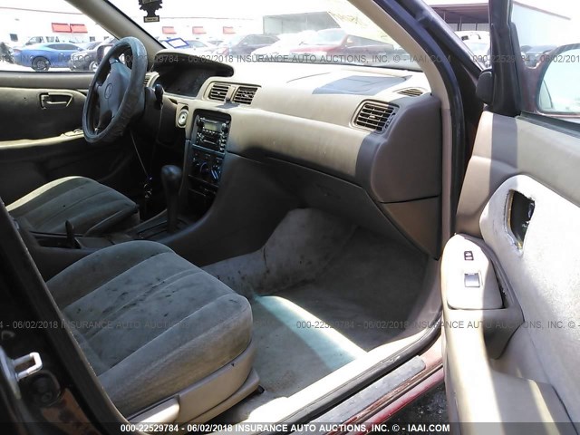 4T1BF22K6YU943009 - 2000 TOYOTA CAMRY LE/XLE 栗色 照片 5