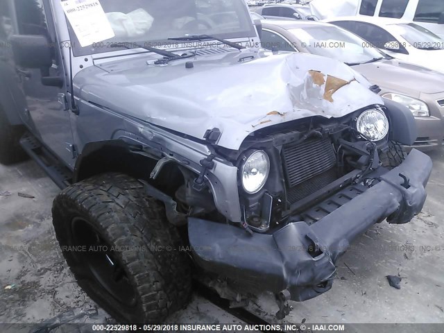 1C4BJWFG3GL204927 - 2016 JEEP WRANGLER UNLIMITE RUBICON SILVER photo 6