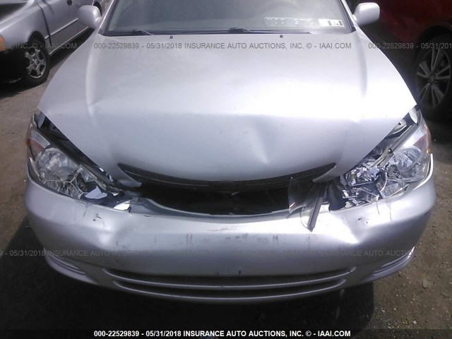 4T1BE32KX3U134565 - 2003 TOYOTA CAMRY LE/XLE/SE 银色 照片 6