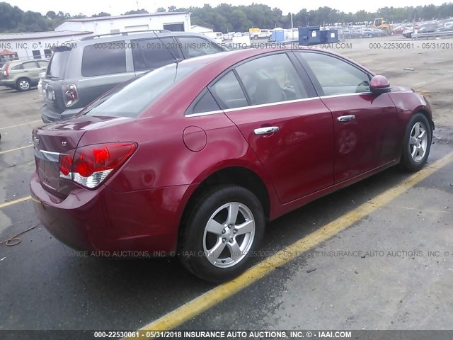 1G1PE5S97B7219937 - 2011 CHEVROLET CRUZE LT RED photo 4