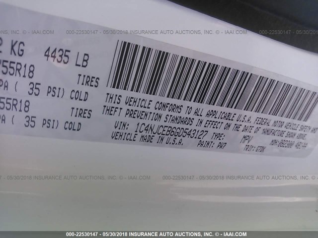 1C4NJCEB6GD543127 - 2016 JEEP COMPASS LATITUDE 白色 照片 9