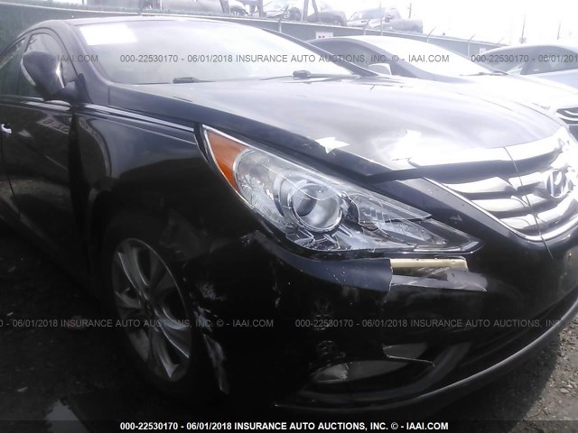 5NPEC4AC0BH301967 - 2011 HYUNDAI SONATA SE/LIMITED BLACK photo 6