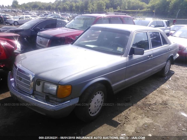 WDBCA25D6JA375029 - 1988 MERCEDES-BENZ 300 SEL Light Blue photo 2