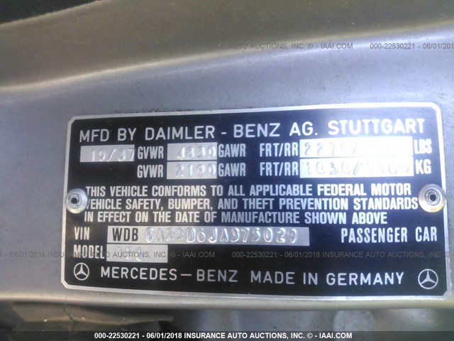 WDBCA25D6JA375029 - 1988 MERCEDES-BENZ 300 SEL Light Blue photo 9