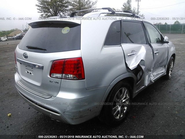 5XYKWDA24CG223087 - 2012 KIA SORENTO SX SILVER photo 4