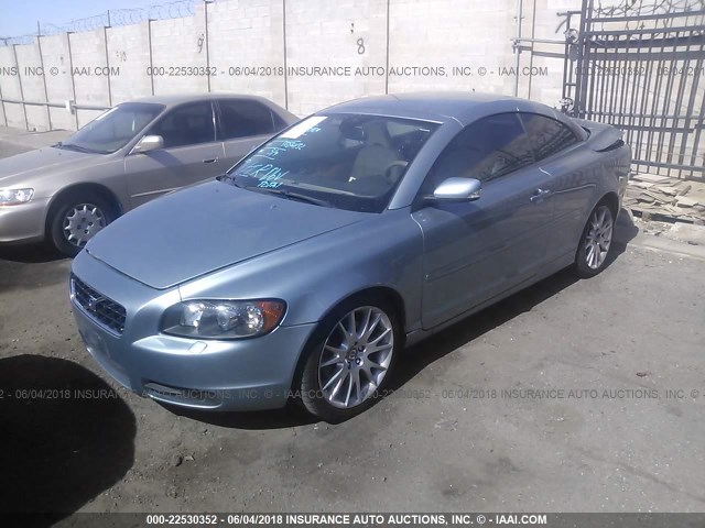 YV1MC68207J024718 - 2007 VOLVO C70 T5 BLUE photo 2