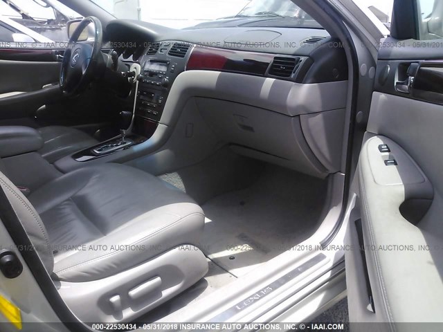 JTHBF30G225000866 - 2002 LEXUS ES 300 GRAY photo 5