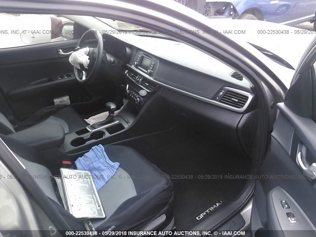 5XXGT4L13GG078749 - 2016 KIA OPTIMA LX 灰色 照片 5
