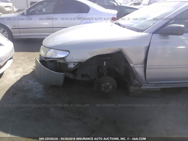 2T1CF22P11C456940 - 2001 TOYOTA CAMRY SOLARA SE/SLE ვერცხლისფერი ფოტო 6