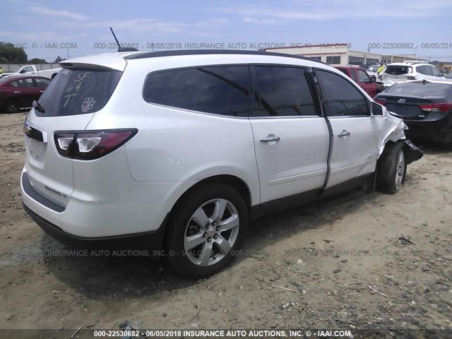 1GNKRGKD8GJ263050 - 2016 CHEVROLET TRAVERSE LT WHITE photo 4