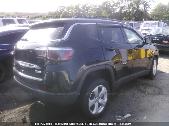 3C4NJDBB6JT200832 - 2018 JEEP COMPASS LATITUDE შავი ფოტო 4