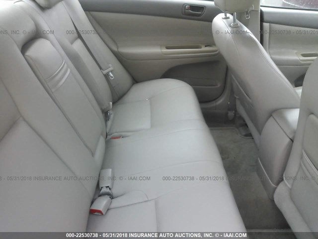 4T1BE32K44U898817 - 2004 TOYOTA CAMRY LE/XLE/SE ოქროსფერი ფოტო 8