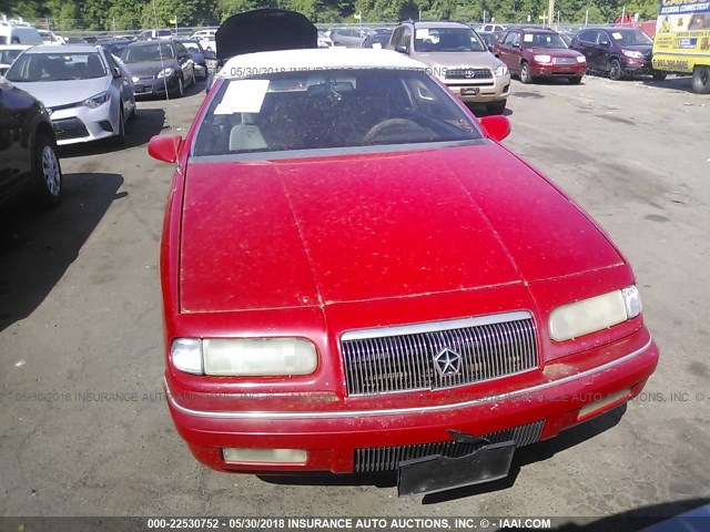 1C3EU4533SF650580 - 1995 CHRYSLER LEBARON GTC RED photo 6