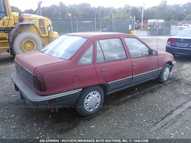 KL2TR516XJB336508 - 1988 PONTIAC LEMANS SE MAROON photo 4