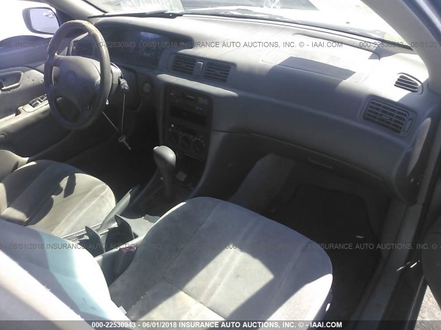 4T1BF22K5VU017762 - 1997 TOYOTA CAMRY CE/LE/XLE GRAY photo 5