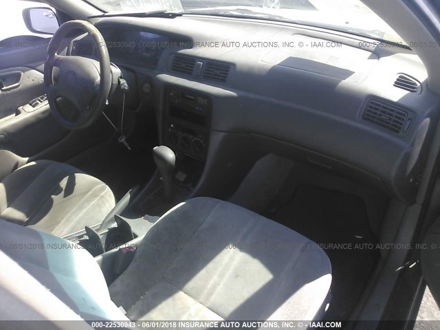 4T1BF22K5VU017762 - 1997 TOYOTA CAMRY CE/LE/XLE 灰色 照片 5