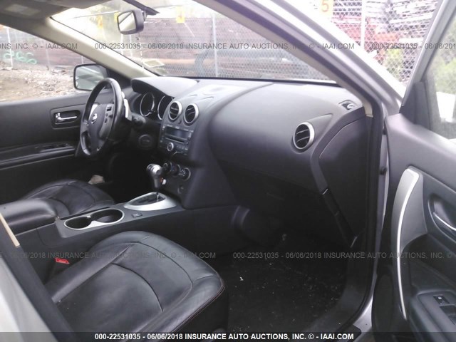 JN8AS58V49W176804 - 2009 NISSAN ROGUE S/SL SILVER photo 5