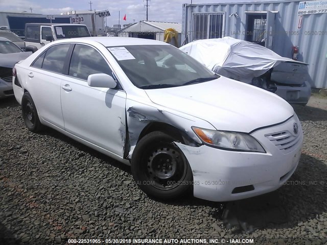 4T4BE46K78R044657 - 2008 TOYOTA CAMRY CE/LE/XLE/SE WHITE photo 1