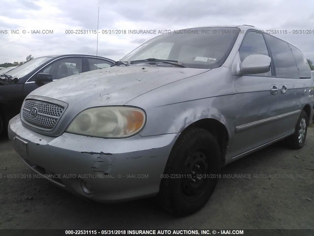 KNDUP132756735790 - 2005 KIA SEDONA EX/LX SILVER photo 6