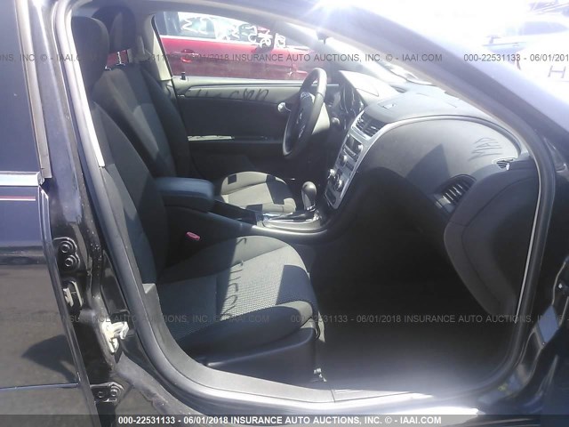 1G1ZH57B184262725 - 2008 CHEVROLET MALIBU 1LT BLACK photo 5