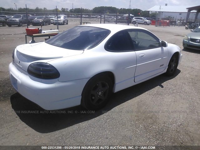 1G2WP1219WF310417 - 1998 PONTIAC GRAND PRIX GTP WHITE photo 4