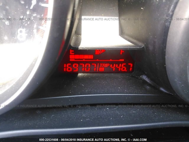 JM1BL1VF0B1356660 - 2011 MAZDA 3 I GRAY photo 7