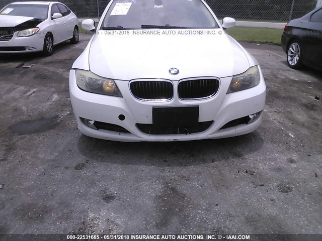 WBAPH73539E128527 - 2009 BMW 328 I WHITE photo 6