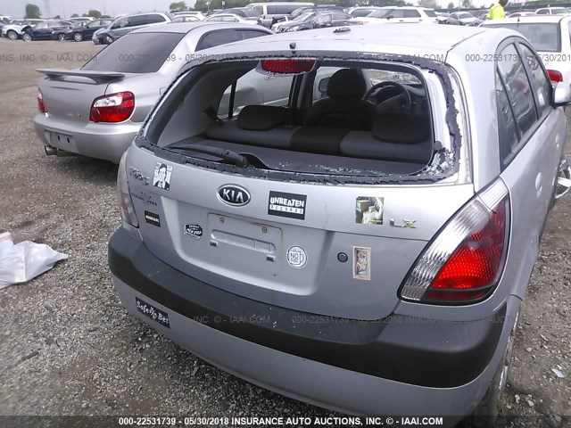 KNADE243996537590 - 2009 KIA RIO 5 SX SILVER photo 6