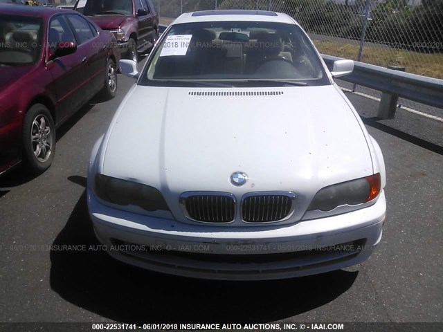 WBABN334X2PG54251 - 2002 BMW 325 CI WHITE photo 6
