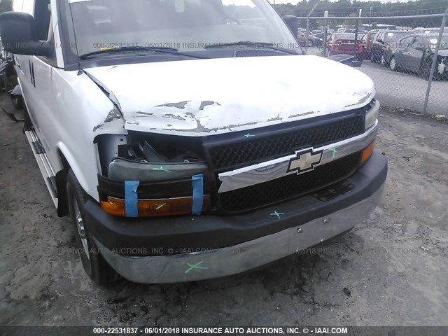 1GAHG35K391170878 - 2009 CHEVROLET EXPRESS G3500  YELLOW photo 6