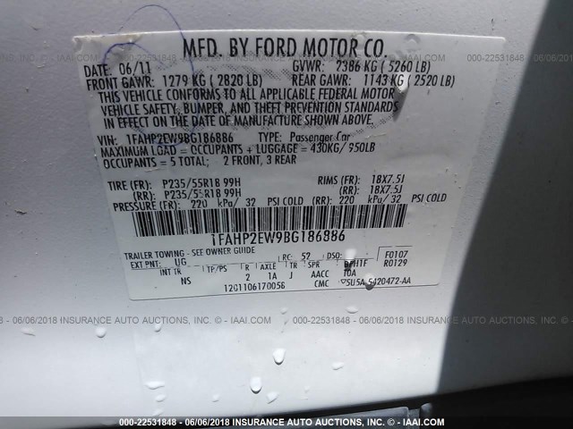 1FAHP2EW9BG186886 - 2011 FORD TAURUS SEL WHITE photo 9