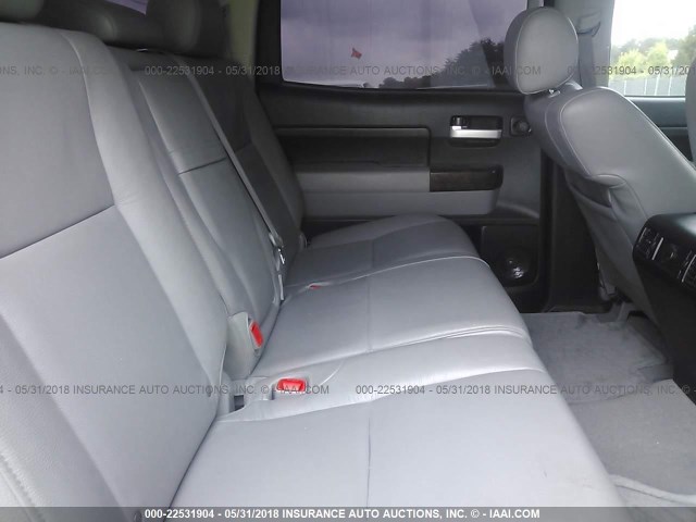 5TFHY5F14AX113581 - 2010 TOYOTA TUNDRA CREWMAX LIMITED SILVER photo 8