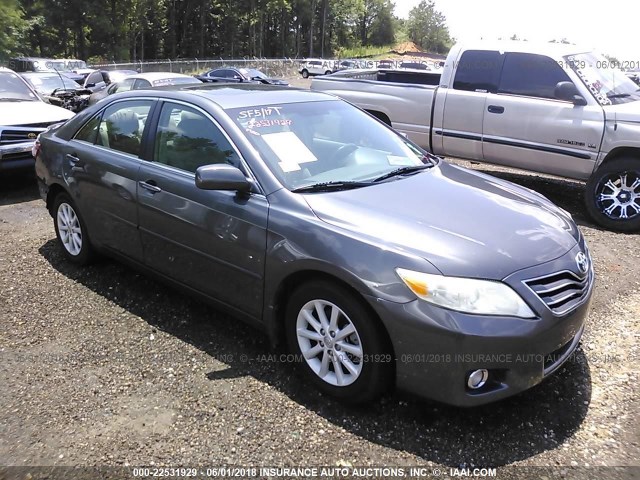 4T4BF3EK6AR055454 - 2010 TOYOTA CAMRY SE/LE/XLE GRAY photo 1