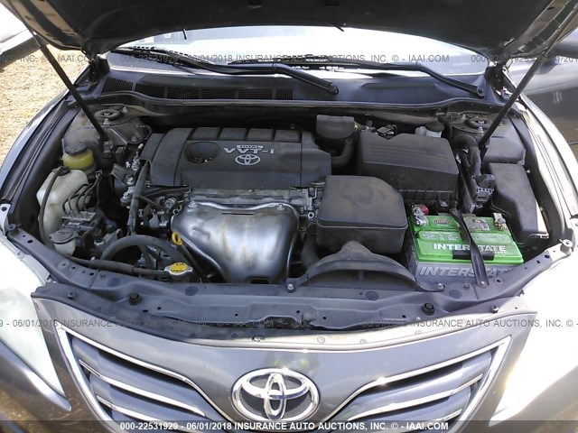 4T4BF3EK6AR055454 - 2010 TOYOTA CAMRY SE/LE/XLE GRAY photo 10