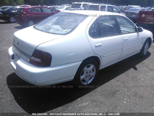 1N4DL01D61C242632 - 2001 NISSAN ALTIMA XE/GXE/SE WHITE photo 4