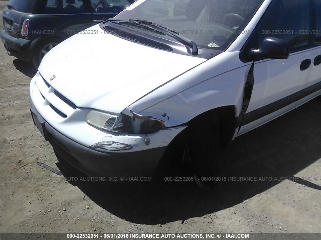 1B4GP44RXWB617362 - 1998 DODGE GRAND CARAVAN SE/SPORT WHITE photo 6