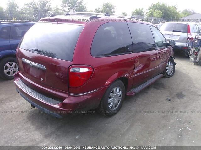 2C4GP64L15R137558 - 2005 CHRYSLER TOWN & COUNTRY LIMITED RED photo 4