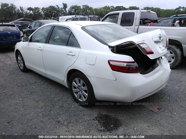 4T1BE46K47U576568 - 2007 TOYOTA CAMRY NEW GENERAT CE/LE/XLE/SE WHITE photo 3