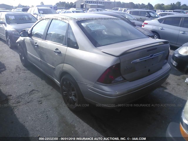 1FAFP38392W146182 - 2002 FORD FOCUS ZTS GOLD photo 3
