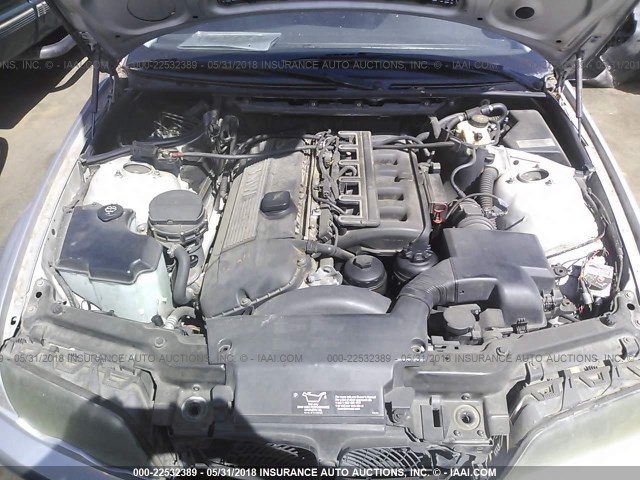 WBAAM3340YCA94349 - 2000 BMW 323 I SILVER photo 10