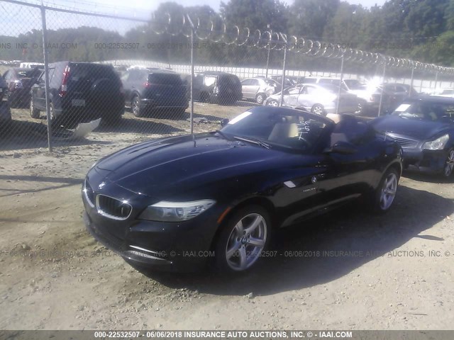WBALM5C51BE380300 - 2011 BMW Z4 SDRIVE30I BLACK photo 2