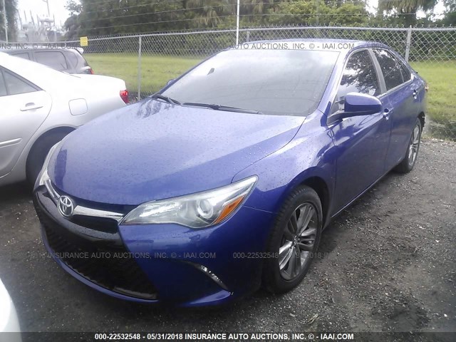 4T1BF1FK9GU579767 - 2016 TOYOTA CAMRY LE/XLE/SE/XSE BLUE photo 2