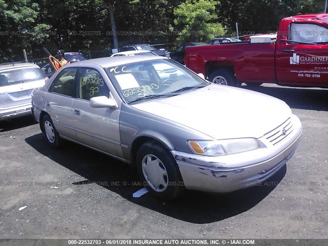 4T1BG22K5XU401654 - 1999 TOYOTA CAMRY CE/LE/XLE ოქროსფერი ფოტო 1